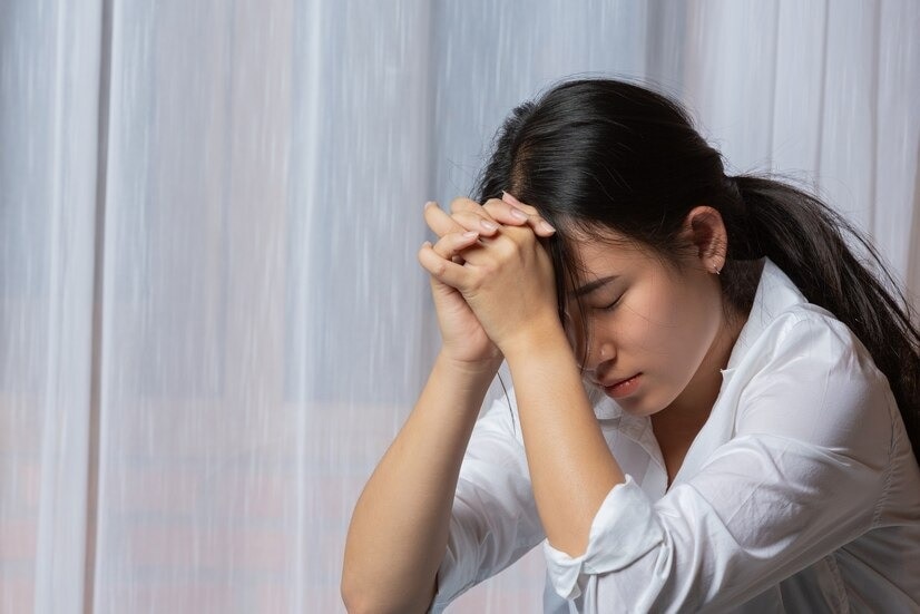 High Functional Anxiety: 7 Subtle Signs You May Be Struggling and Ways to Cope